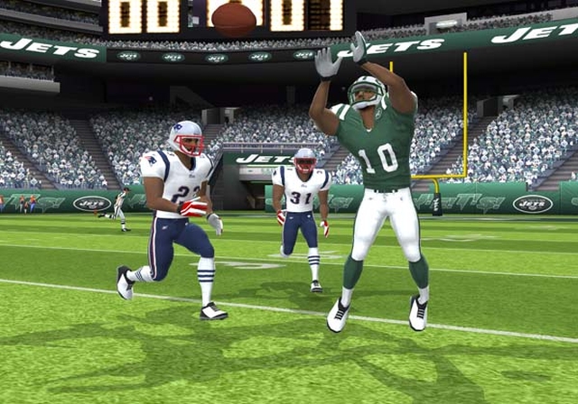 Madden NFL 12 (Wii) image