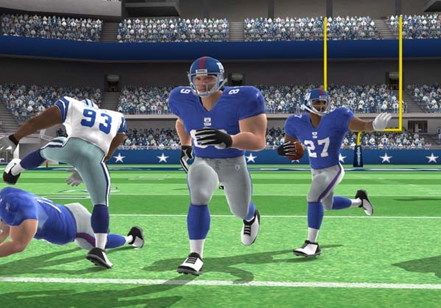 Madden NFL 12 (Wii) image